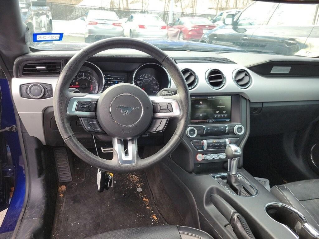 used 2015 Ford Mustang car