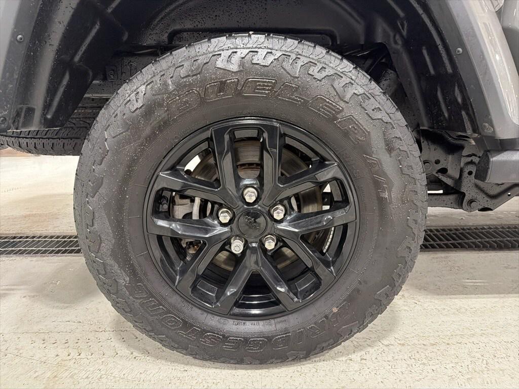 used 2023 Jeep Gladiator car, priced at $27,987