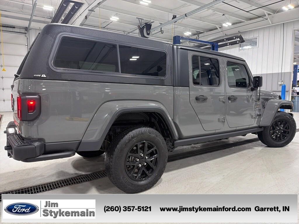 used 2023 Jeep Gladiator car, priced at $27,987