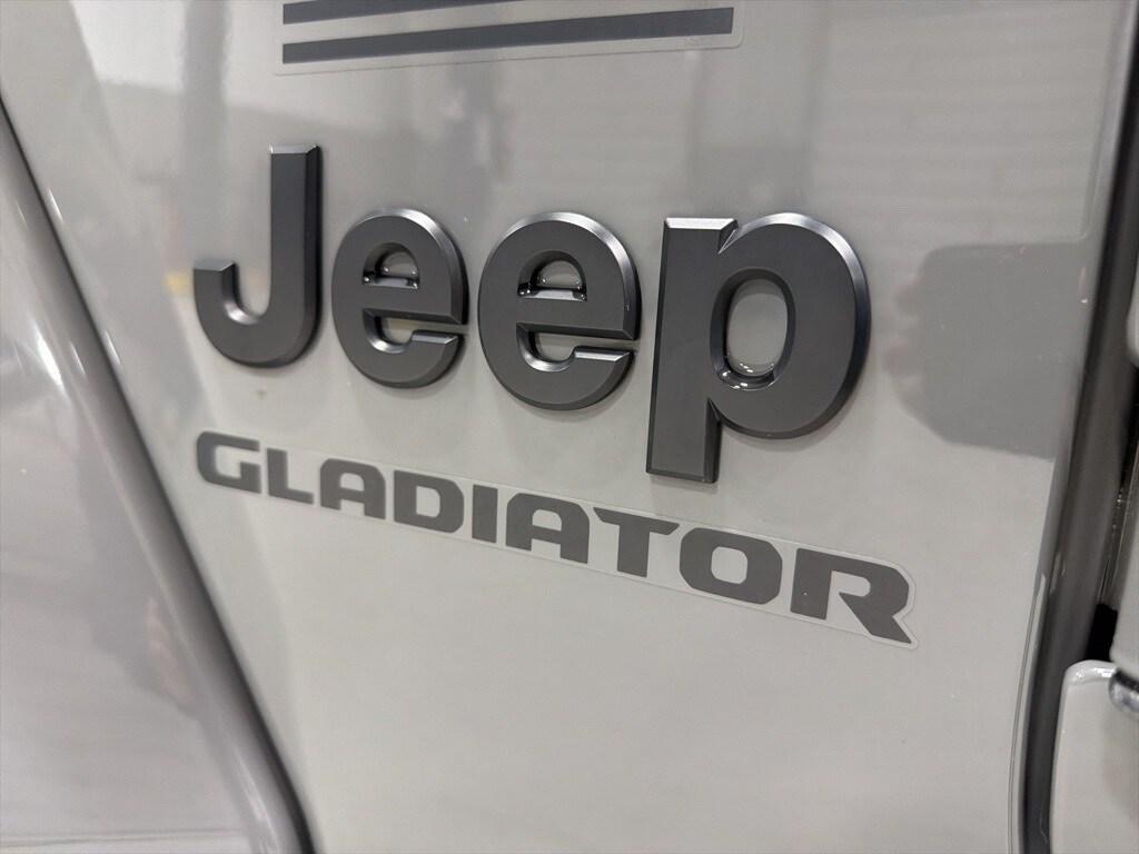 used 2023 Jeep Gladiator car, priced at $27,987