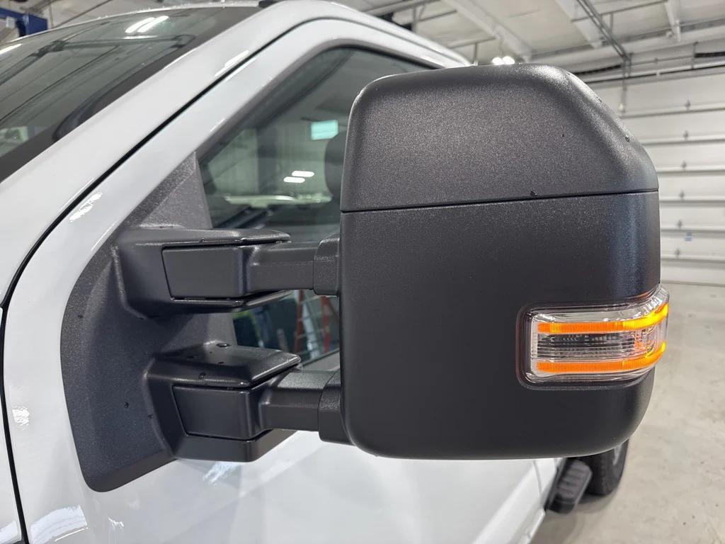 new 2025 Ford F-250 car, priced at $54,665