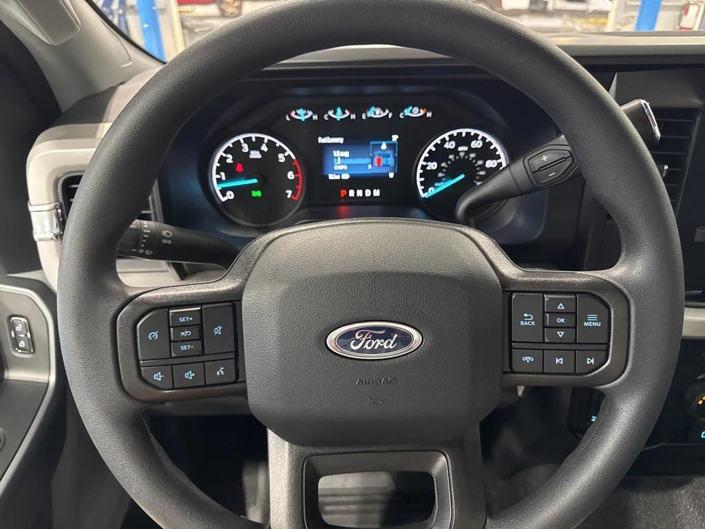 new 2025 Ford F-250 car, priced at $54,665