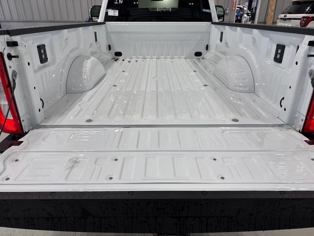 new 2025 Ford F-250 car, priced at $54,665