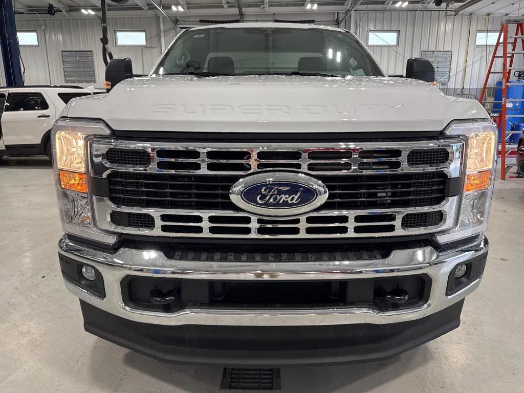 new 2025 Ford F-250 car, priced at $54,665