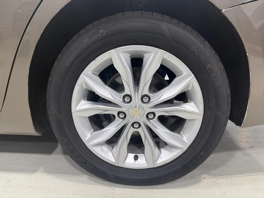 used 2020 Chevrolet Malibu car, priced at $14,898