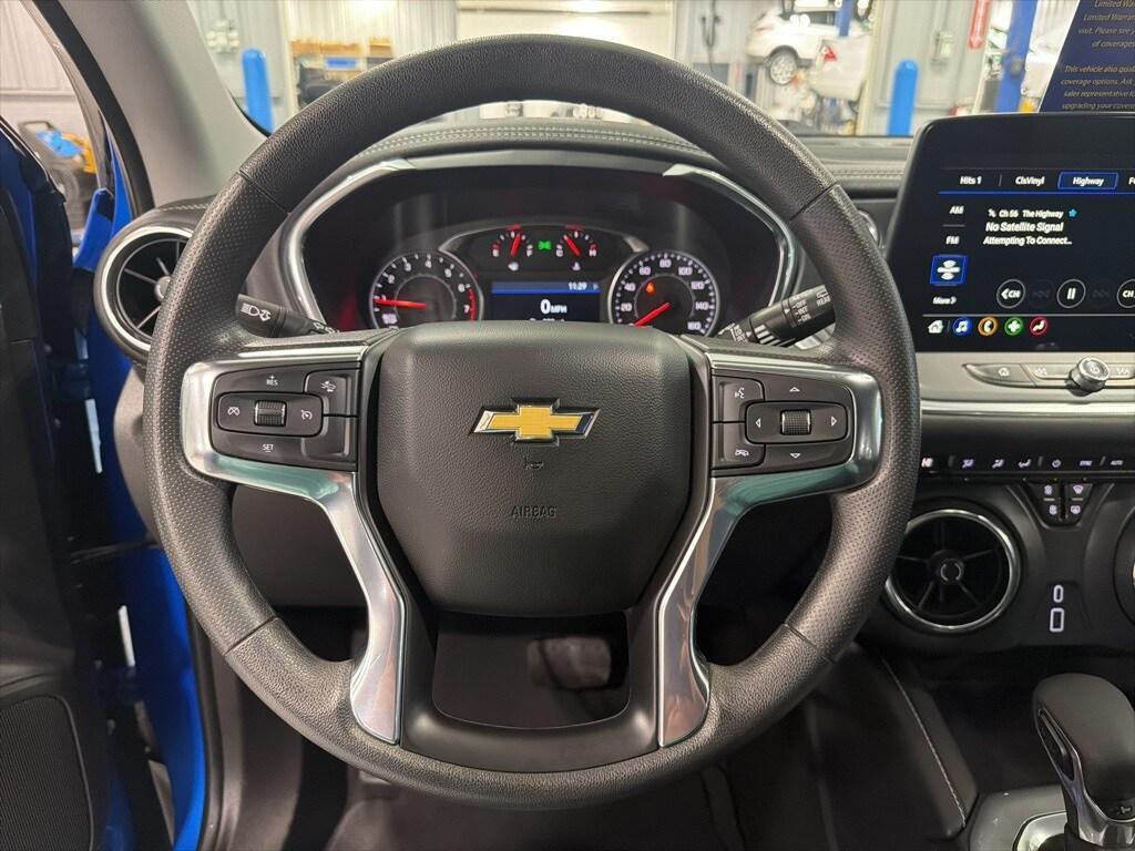 used 2024 Chevrolet Blazer car, priced at $25,283