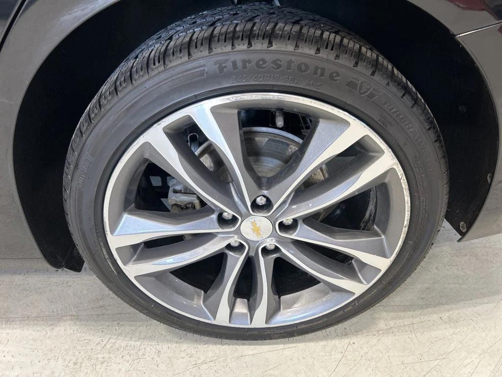 used 2022 Chevrolet Malibu car, priced at $19,293