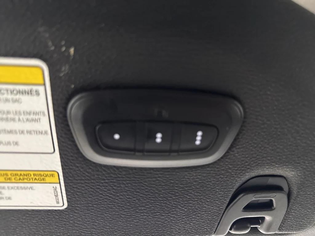 used 2022 Jeep Gladiator car, priced at $35,654