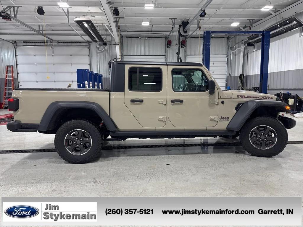 used 2022 Jeep Gladiator car, priced at $35,654