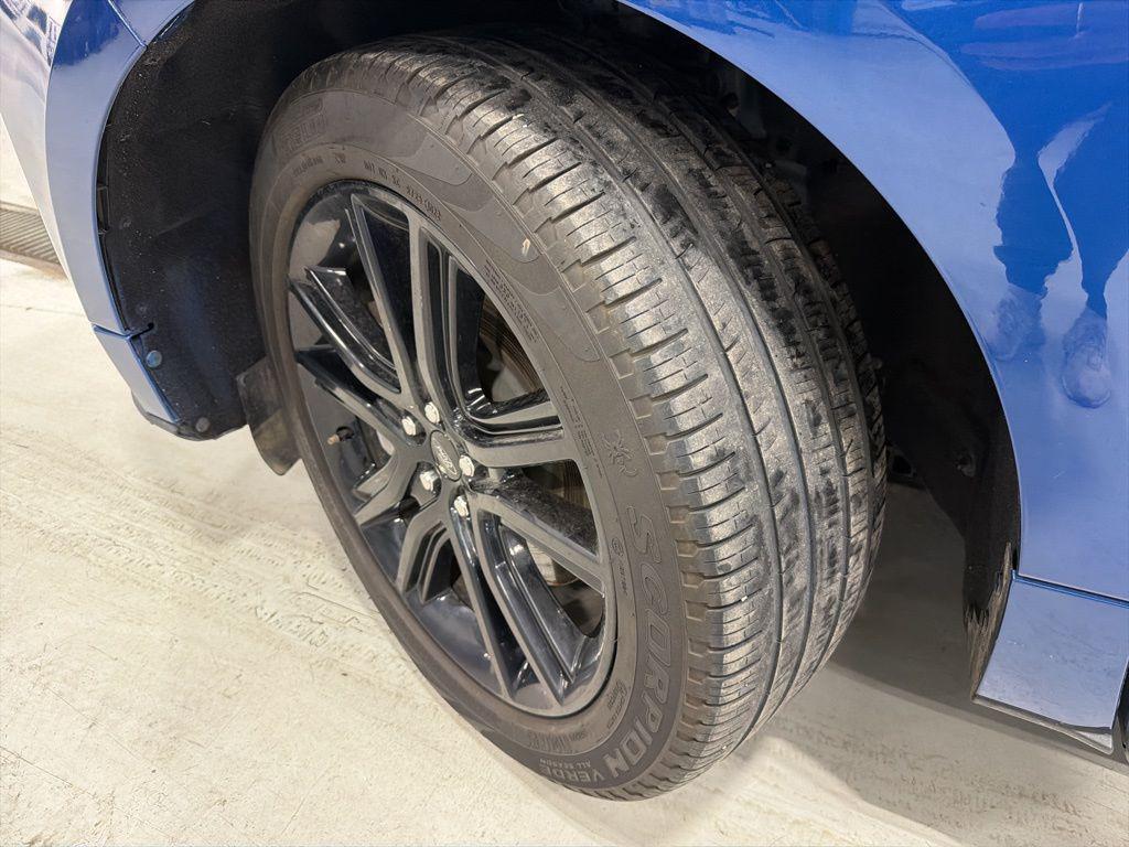 used 2023 Ford Edge car, priced at $27,000