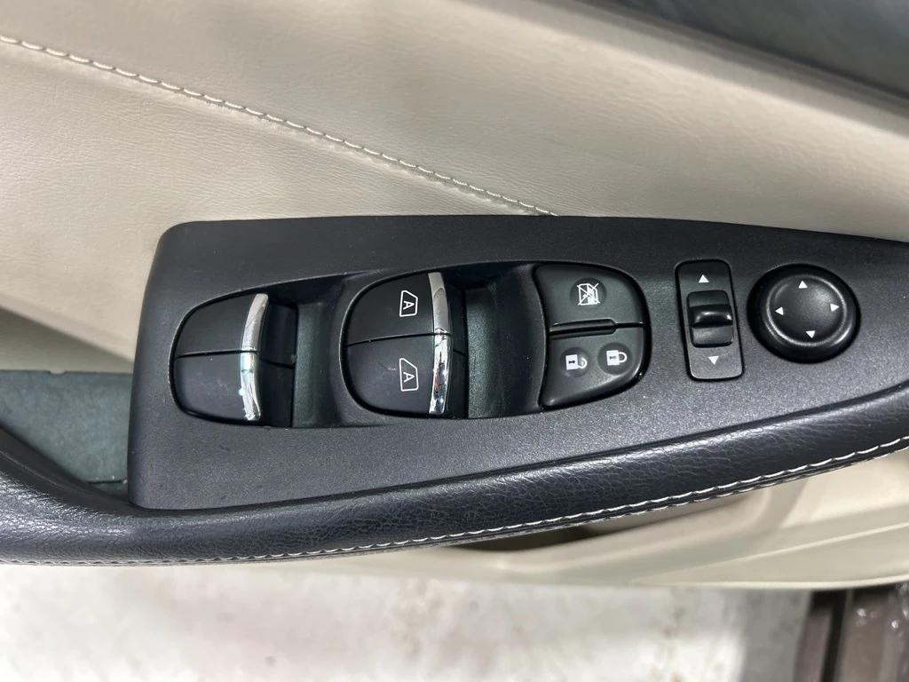 used 2016 Nissan Maxima car, priced at $18,995