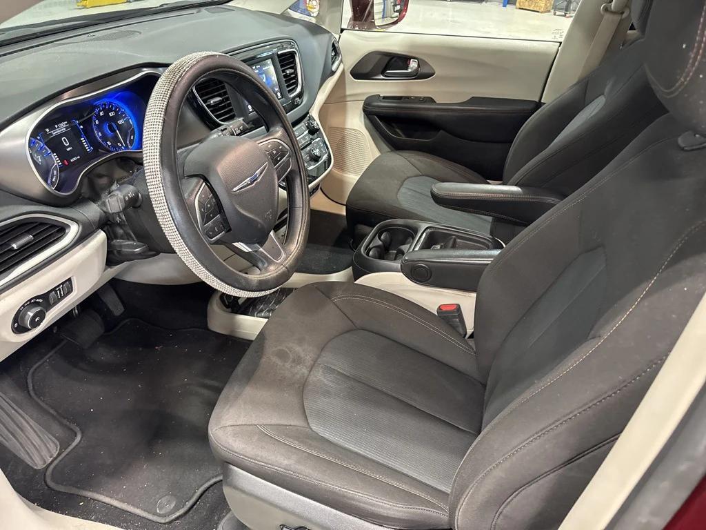 used 2020 Chrysler Pacifica car, priced at $18,800