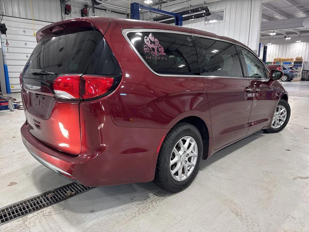 used 2020 Chrysler Pacifica car, priced at $18,800