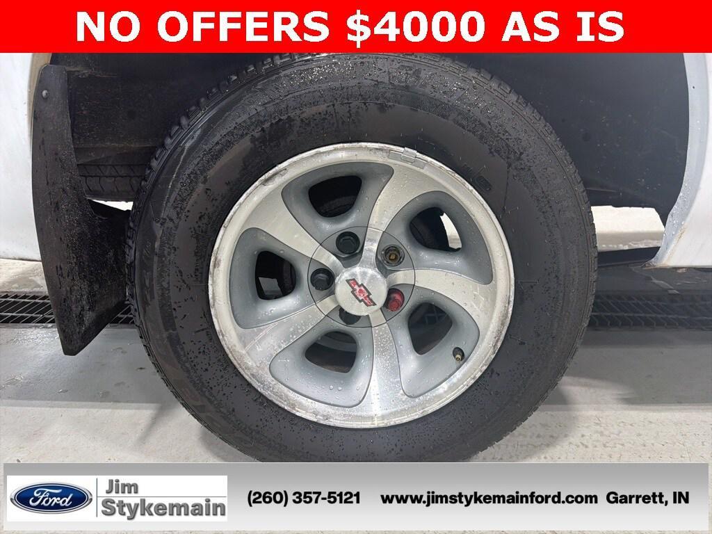 used 2000 Chevrolet S-10 car, priced at $4,000