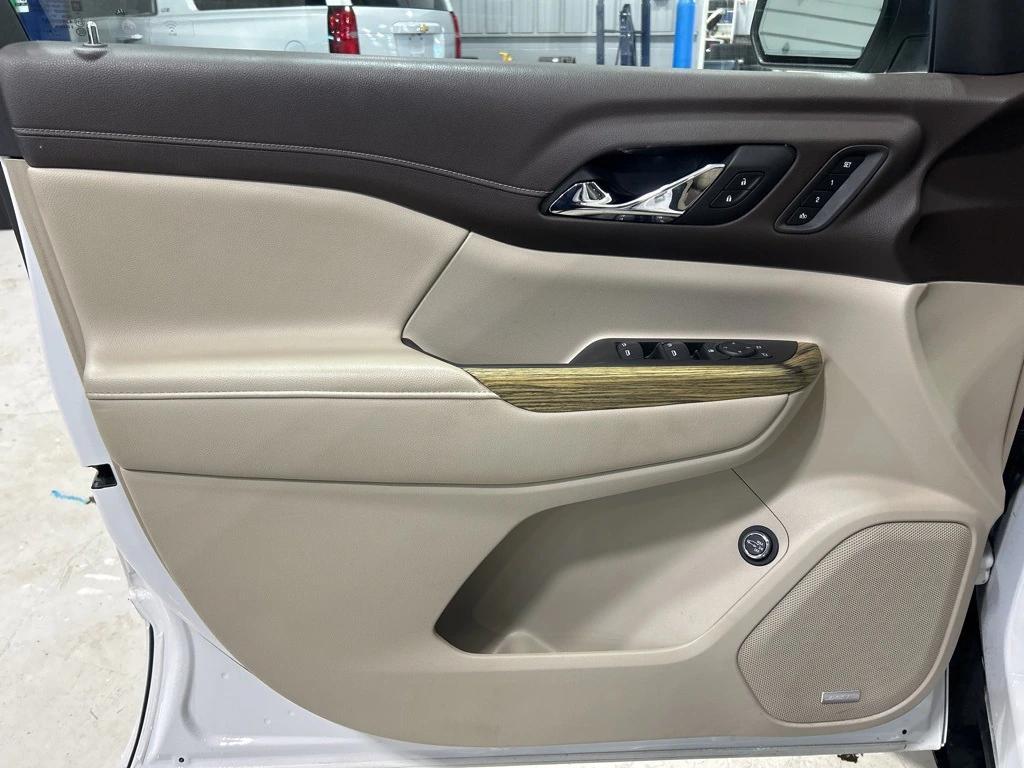 used 2019 GMC Acadia car, priced at $17,499