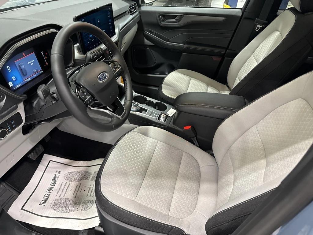 new 2025 Ford Escape car, priced at $34,000