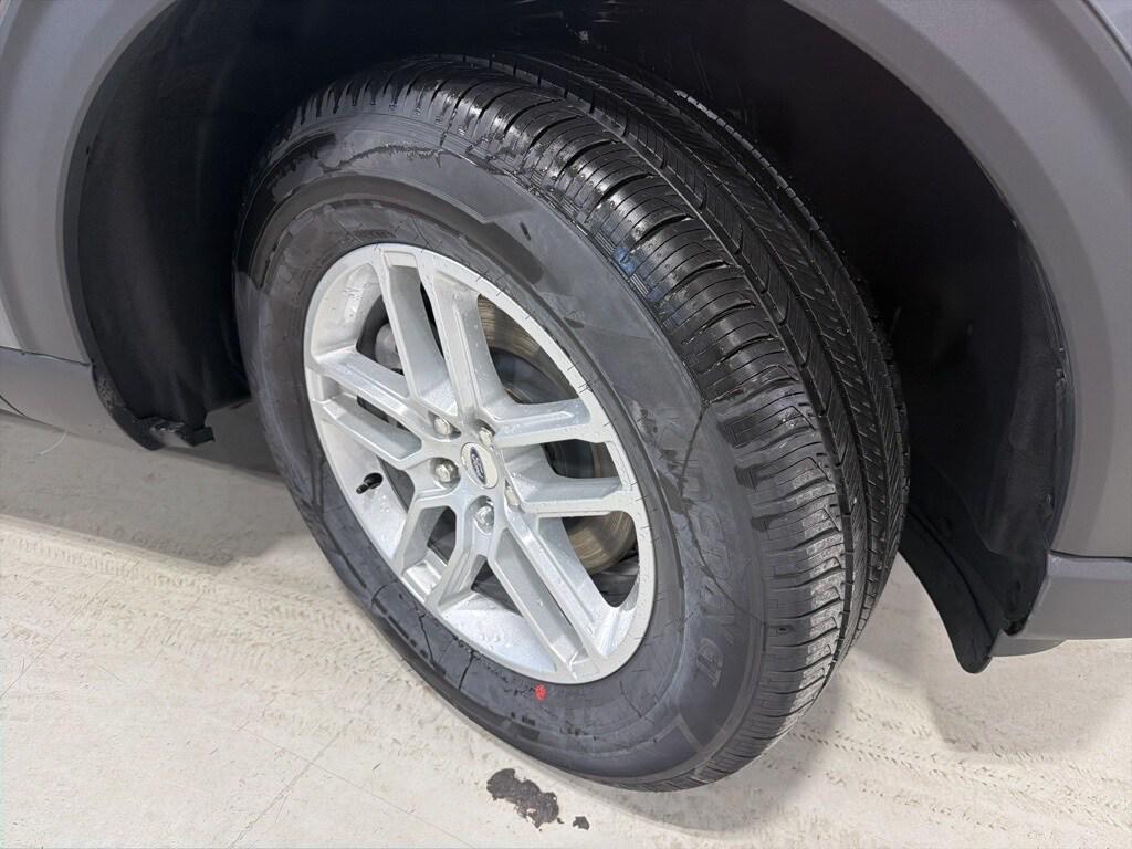 new 2026 Ford Explorer car, priced at $45,260