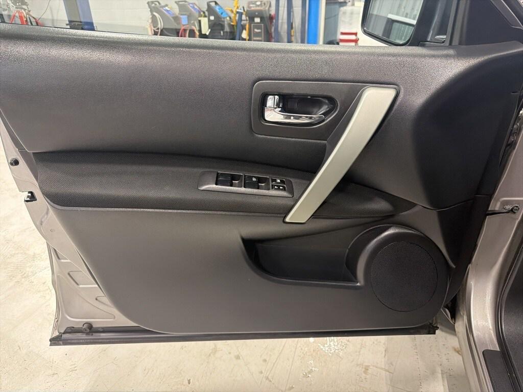 used 2015 Nissan Rogue Select car, priced at $7,385