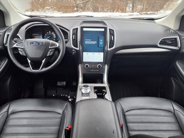 used 2024 Ford Edge car, priced at $32,995