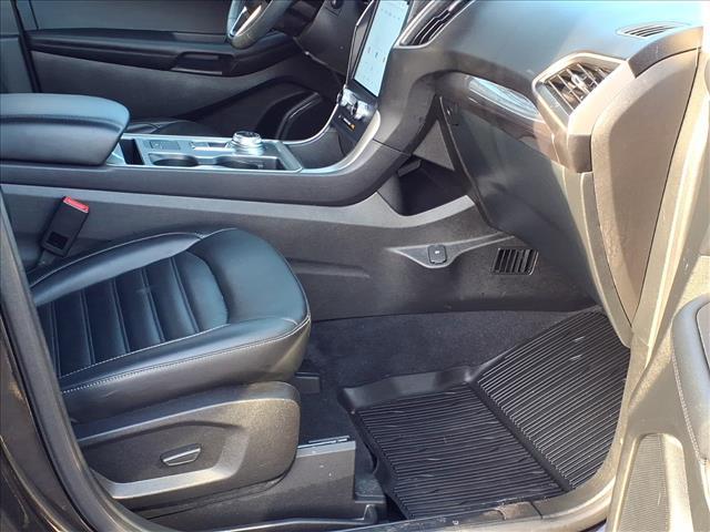 used 2024 Ford Edge car, priced at $26,993