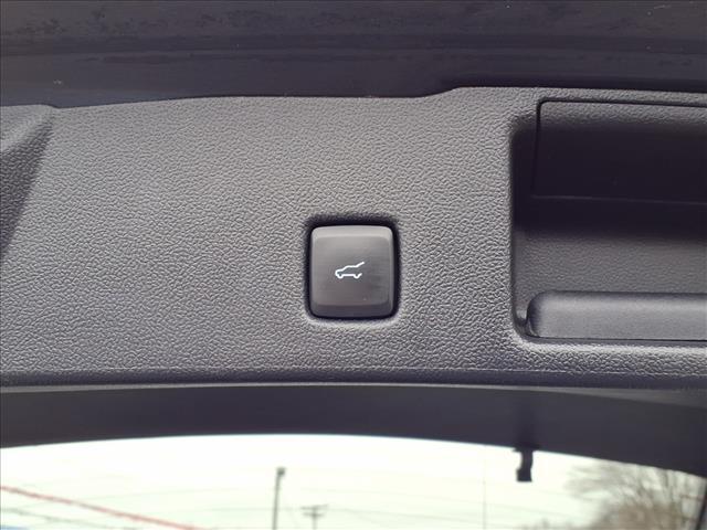 used 2022 Ford Escape car, priced at $19,995