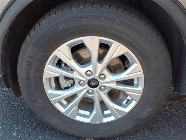 used 2023 Ford Escape car, priced at $25,995