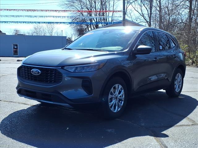 used 2023 Ford Escape car, priced at $25,995