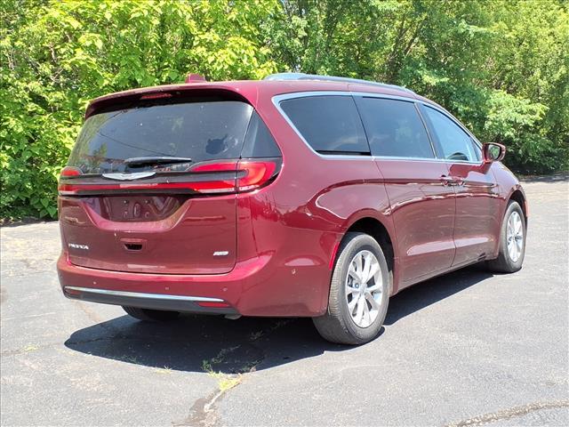 used 2021 Chrysler Pacifica car, priced at $34,275