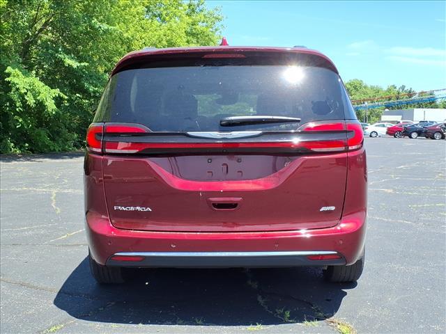 used 2021 Chrysler Pacifica car, priced at $34,275