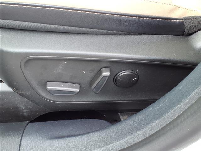 used 2022 Ford Escape car, priced at $25,995