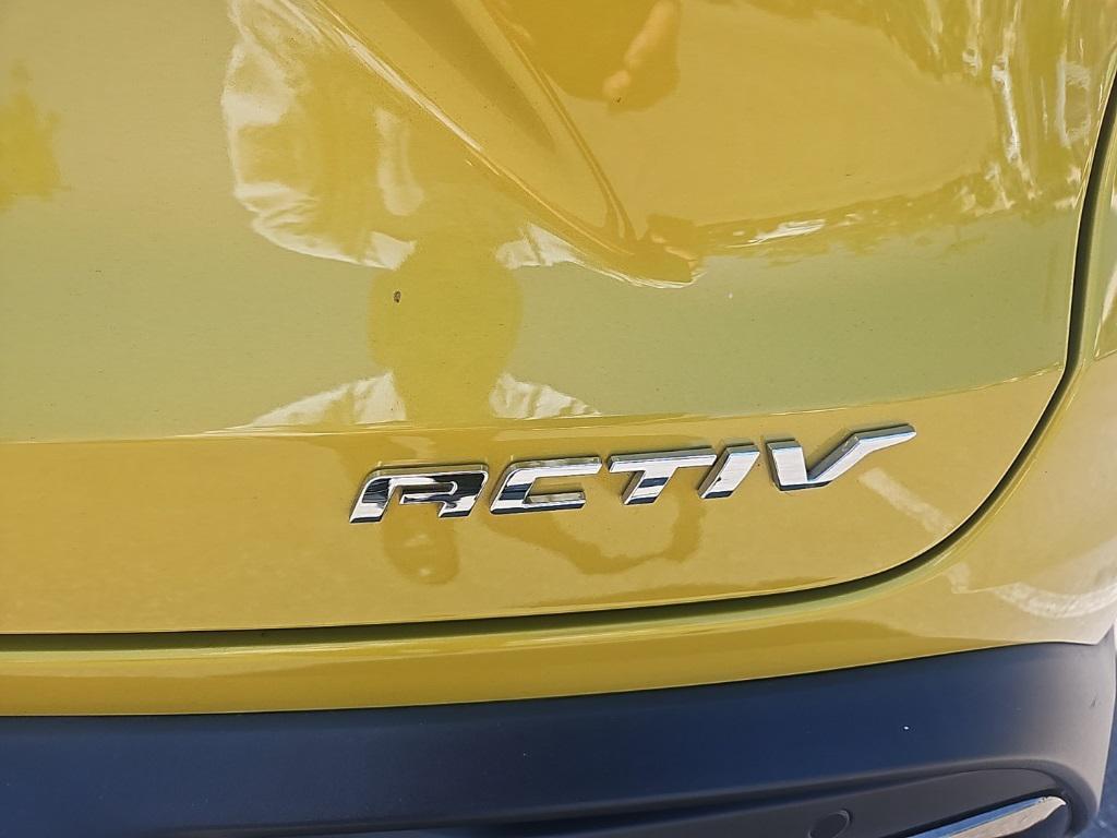 new 2025 Chevrolet Trax car, priced at $24,458