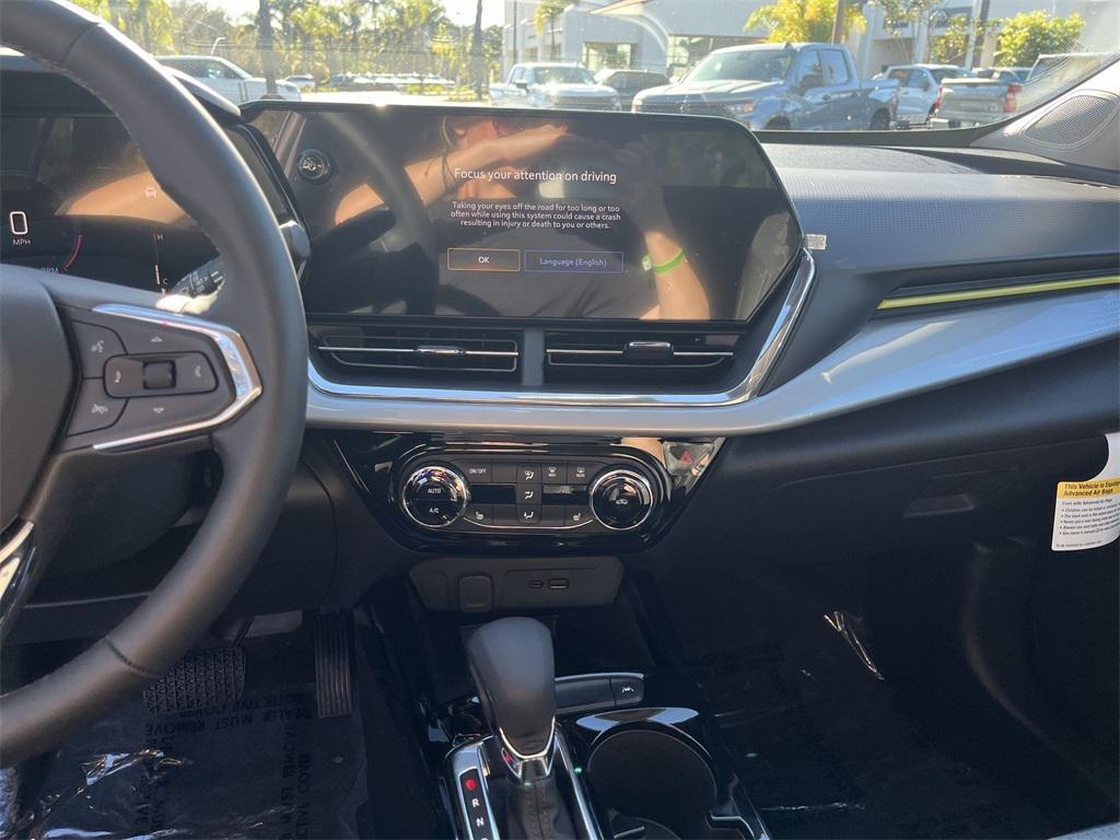 new 2025 Chevrolet Trax car, priced at $24,894