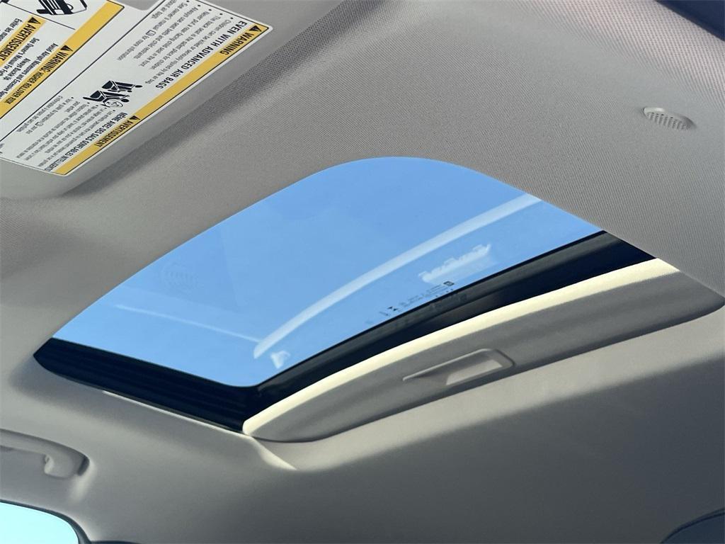 new 2025 Chevrolet Trax car, priced at $24,894