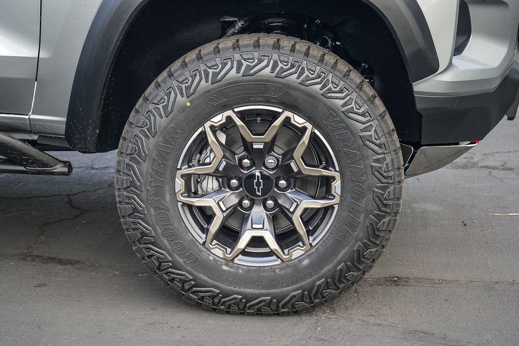 new 2026 Chevrolet Colorado car, priced at $53,585