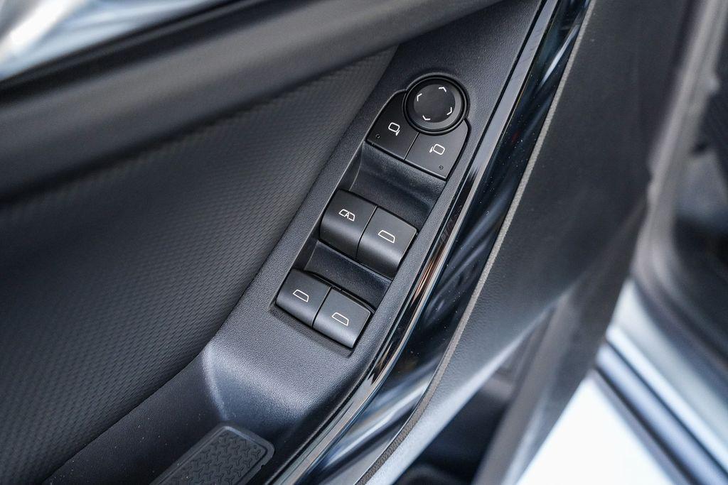 new 2026 Chevrolet Equinox car, priced at $33,885