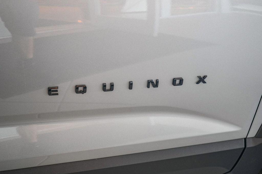 new 2026 Chevrolet Equinox car, priced at $33,885