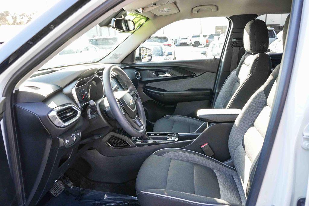 used 2023 Chevrolet TrailBlazer car, priced at $21,474