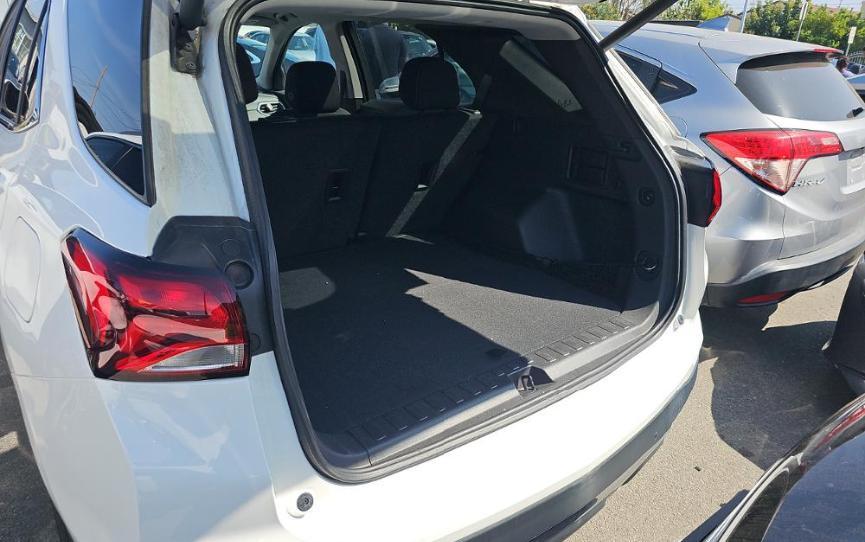 used 2023 Chevrolet Equinox car, priced at $25,700