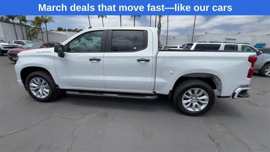 new 2025 Chevrolet Silverado 1500 car, priced at $39,000