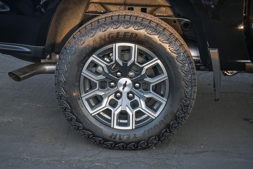 new 2026 Chevrolet Colorado car, priced at $47,885