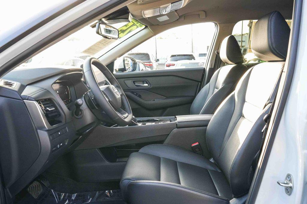 used 2025 Nissan Rogue car, priced at $31,215