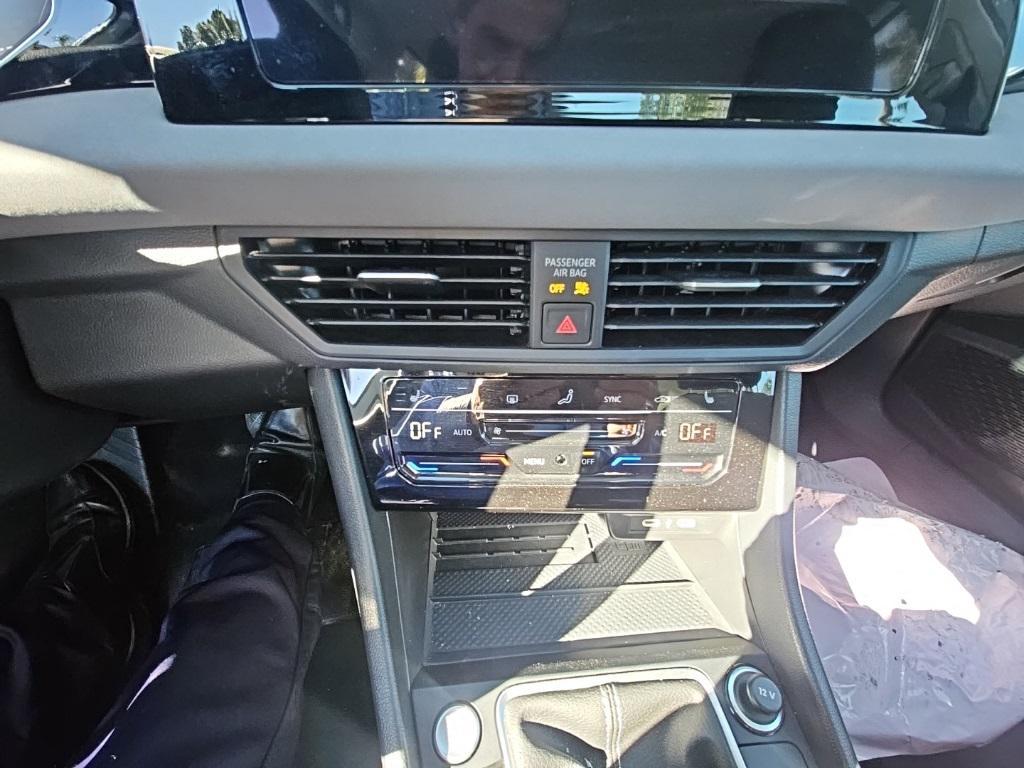 used 2025 Volkswagen Jetta car, priced at $22,500