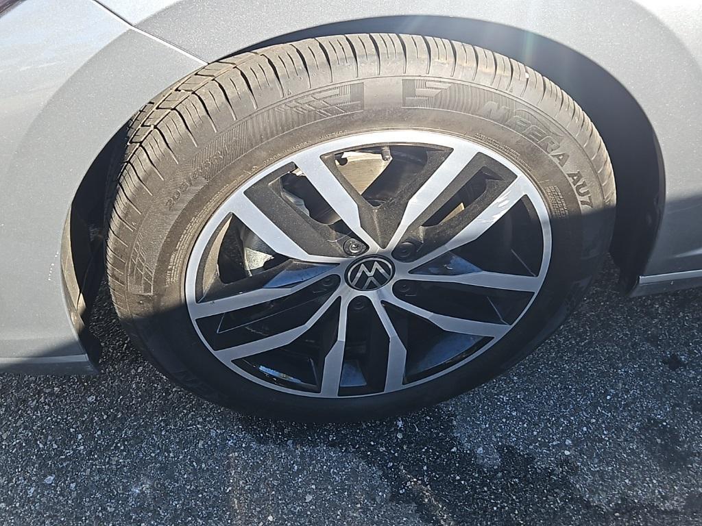 used 2025 Volkswagen Jetta car, priced at $22,500