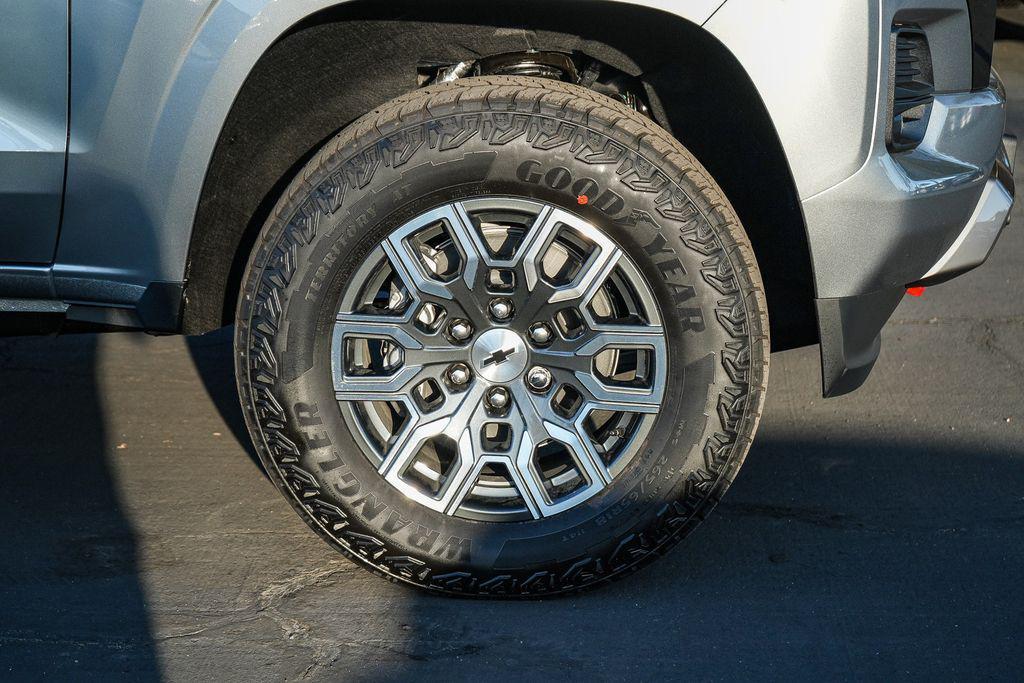 new 2026 Chevrolet Colorado car, priced at $49,085