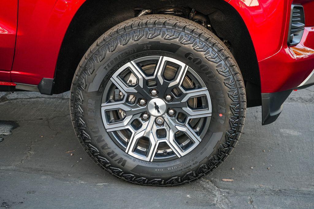 new 2026 Chevrolet Colorado car, priced at $49,720
