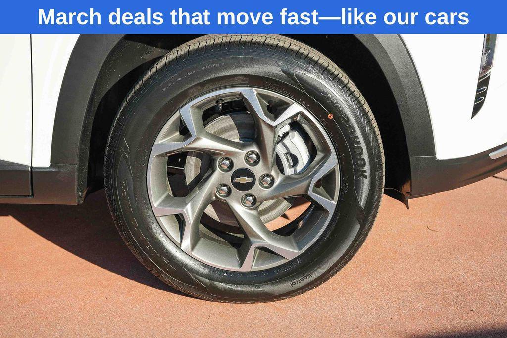 new 2026 Chevrolet Trax car, priced at $26,895