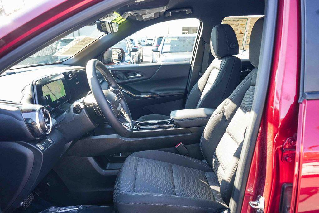 used 2025 Chevrolet Equinox car, priced at $25,400