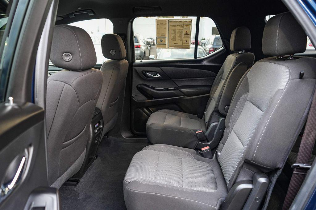 used 2023 Chevrolet Traverse car, priced at $31,835