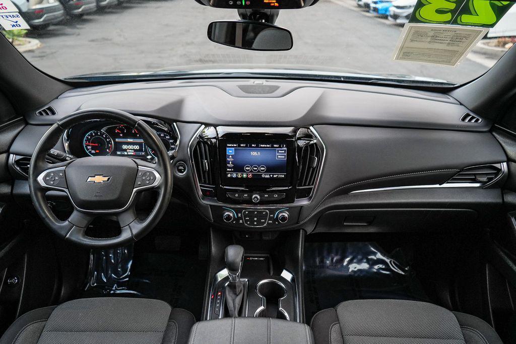 used 2023 Chevrolet Traverse car, priced at $31,835