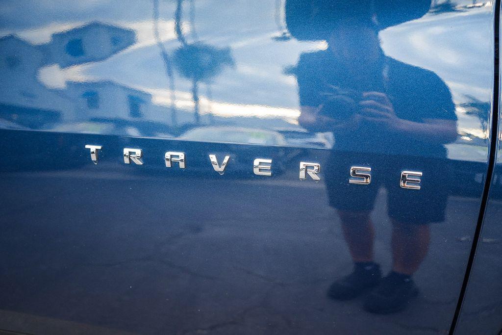 used 2023 Chevrolet Traverse car, priced at $31,835
